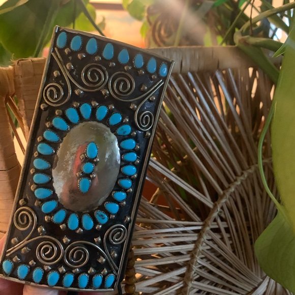 Contemporary Ketoh Arm Guard- - Picture 5 of 10